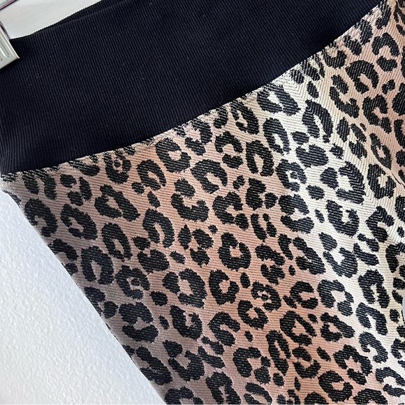 NWOT - Leopard / Cheetah Print Ombré Leggings pants - Picture 5 of 5